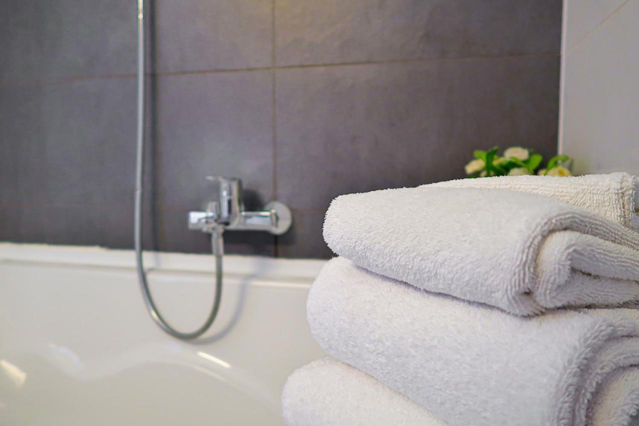 Hotel Adoma Gent Kültér fotó