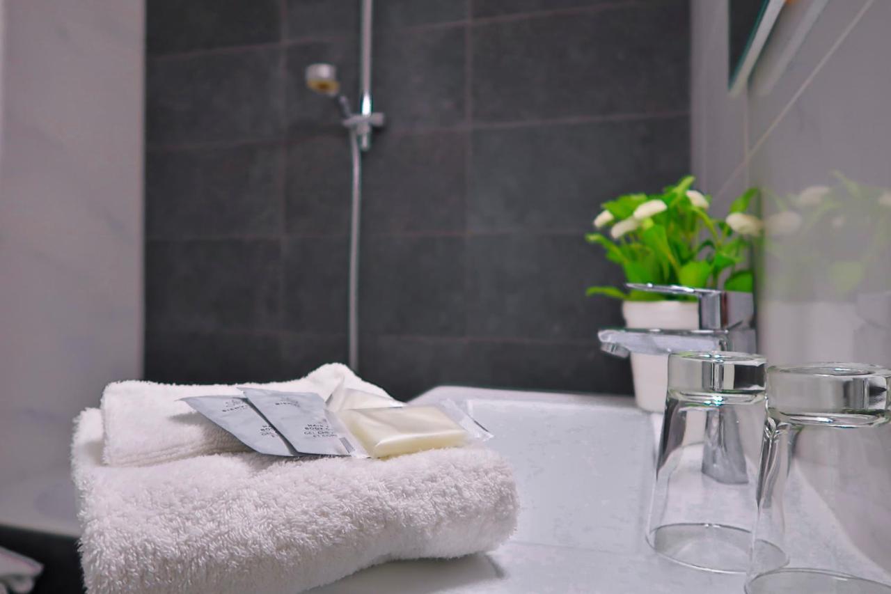 Hotel Adoma Gent Kültér fotó