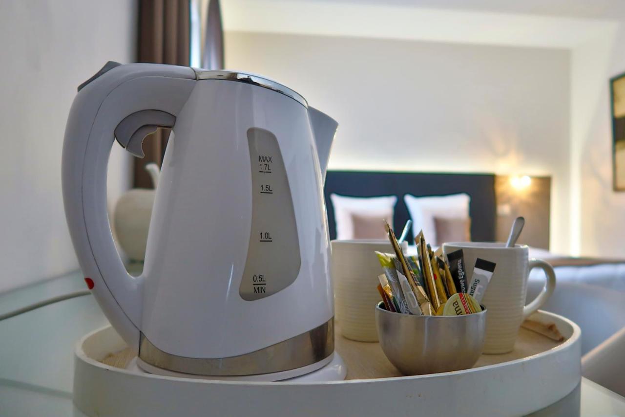 Hotel Adoma Gent Kültér fotó
