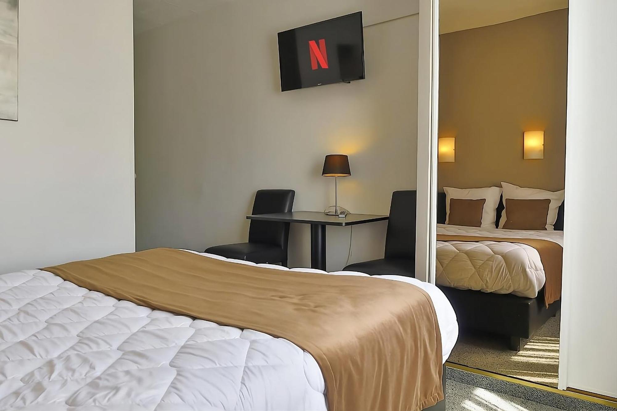Hotel Adoma Gent Kültér fotó